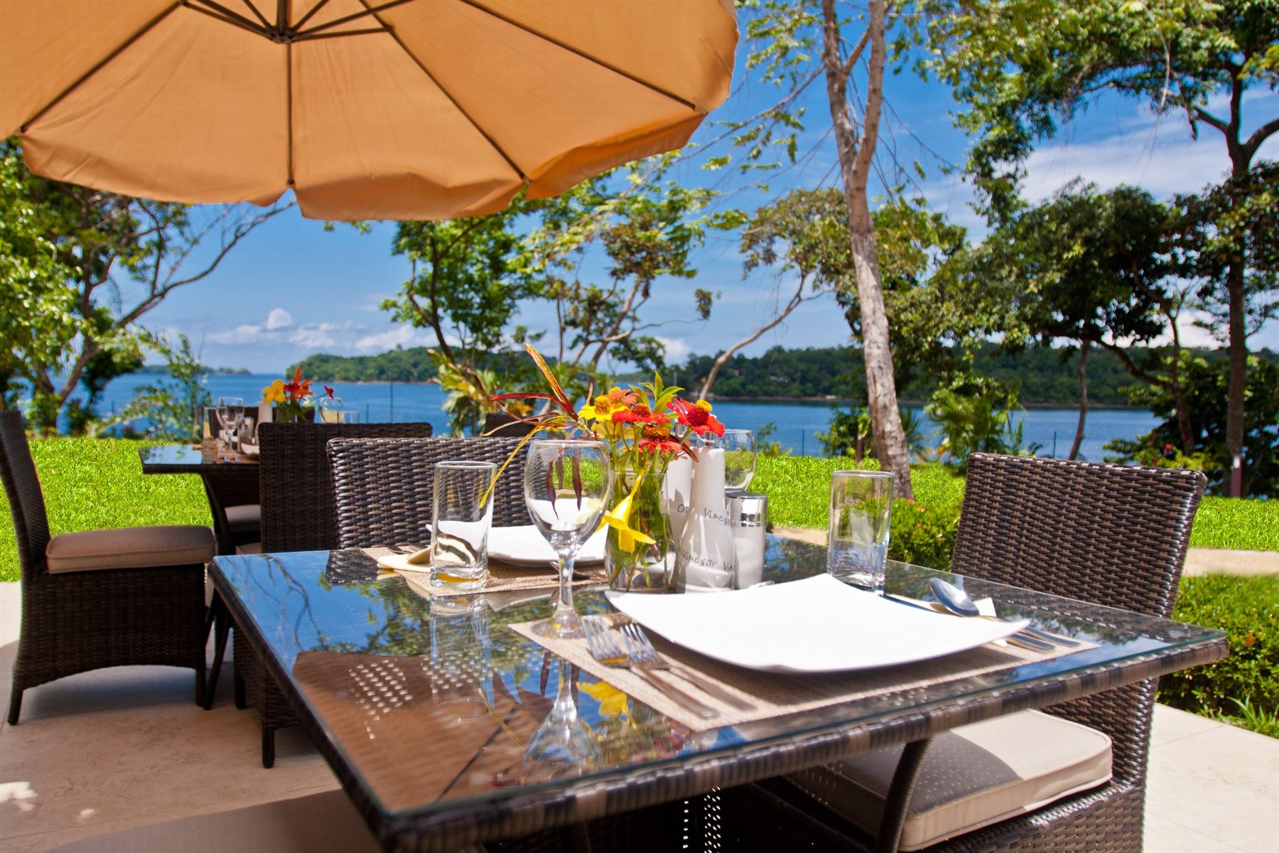 Lunch on the terrace towards the Gulf of Chiriquí and Pacific Ocean